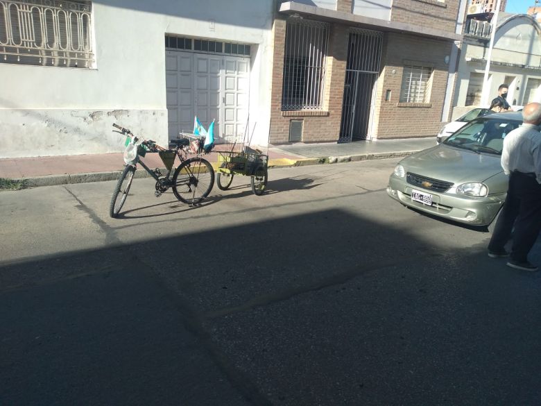 Un reciclador urbano fue atropellado en pleno centro de la ciudad