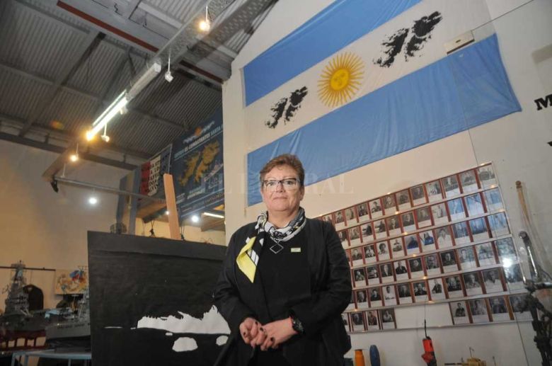 40 años de Malvinas: 12 mujeres que dijeron sí para atender a los heridos en la etapa de combates más difíciles