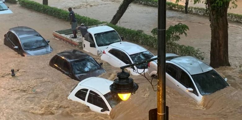 Tragedia en Brasil: al menos 34 muertos por un temporal en Petrópolis