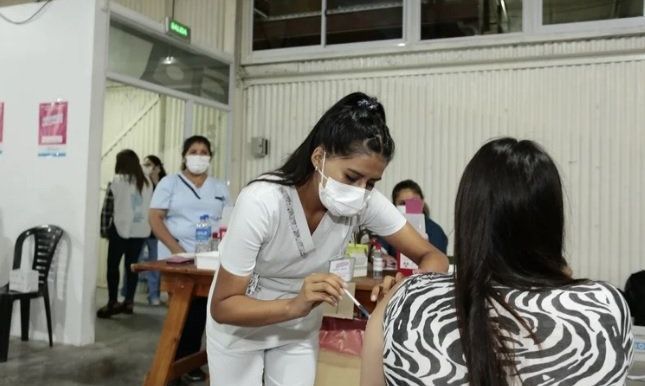 Confirmaron 167 muertes y 16.950 contagios en las últimas 24 horas