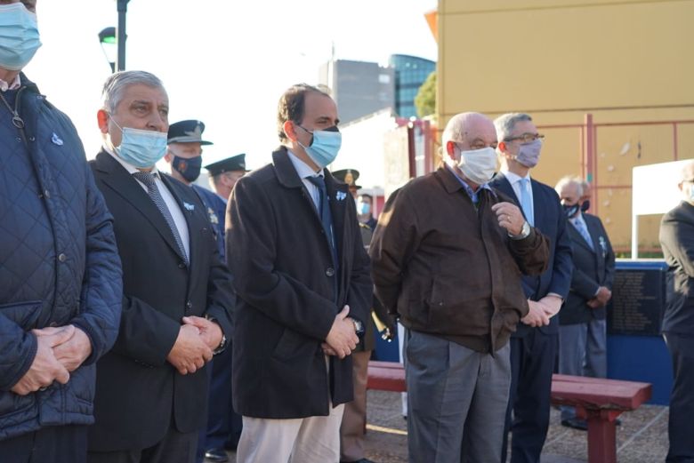 40° Aniversario de Malvinas: Llamosas y los intendentes del Gran Río Cuarto encabezaron los actos conmemorativos