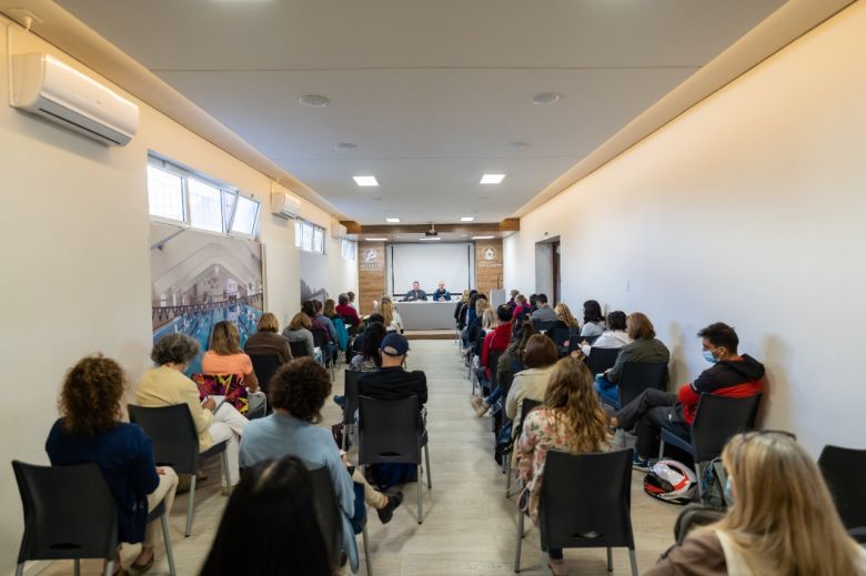 Con presencialidad plena vuelve el deporte educativo