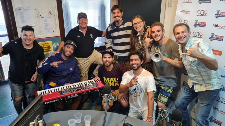 Los Soplafortune en el acústico de La Mañana del Limón