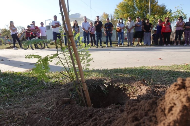 "Forestando Mi Ciudad": comenzaron las actividades en el barrio San Eduardo