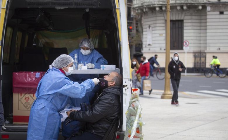 Coronavirus en Argentina: registran 17 muertos y 551 nuevos contagios