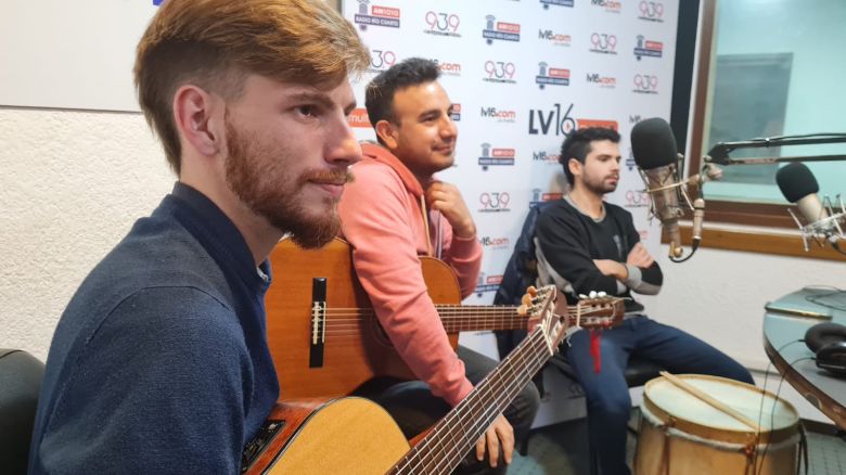 Acústico en La Mañana del Limón con Fernando Mansilla