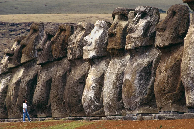 Los secretos de las estatuas de la Isla de Pascua: cómo y por qué se construyeron