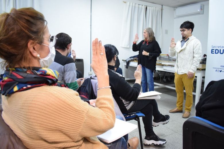 Comunicación Inclusiva: comenzó el Curso de Lengua de Señas