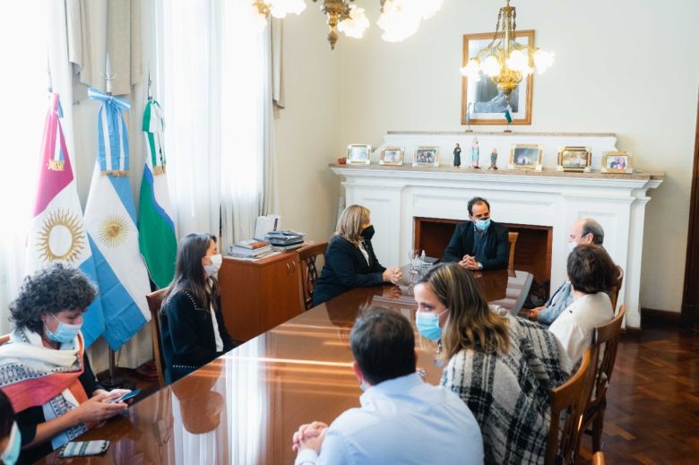 Llamosas recibió al Rector de la Universidad de Mendoza en el marco del programa de Terminalidad Educativa