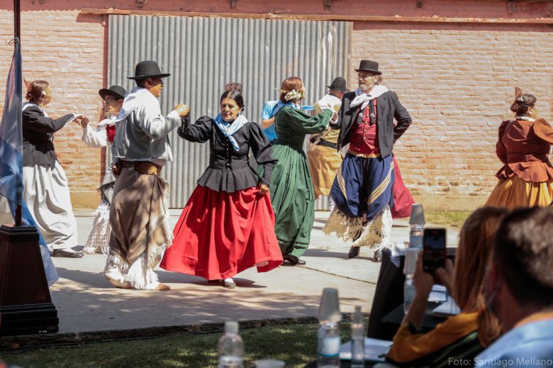  Tierra y Tradición prepara un impresionante despliegue para la "Peña La Patria, nace un 25"