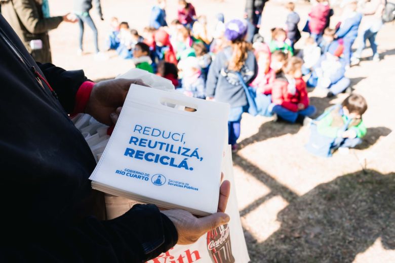 Con el propósito de construir futuro, el Municipio trabaja con los jóvenes en la gestión ambiental