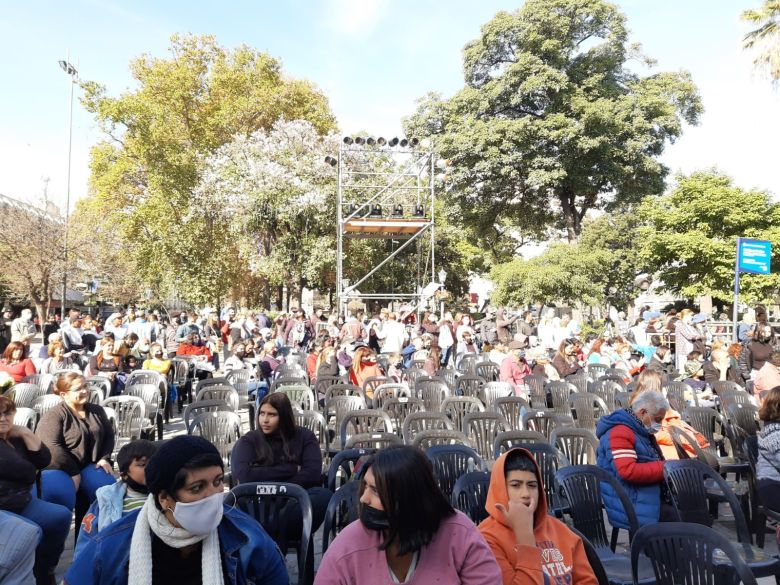 La Vuelta del Perro palpitó el 25 de mayo desde Córdoba Capital  