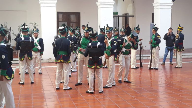 La Vuelta del Perro palpitó el 25 de mayo desde Córdoba Capital  