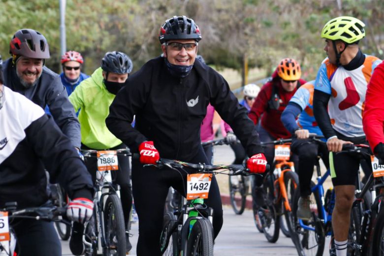 La Vuelta Ciclística fue un éxito: “Una fiesta del deporte”, dijo Llaryora