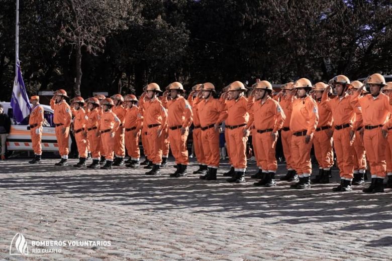 Bomberos Voluntarios de Río Cuarto celebran su día y analizan profesionalizar su labor 