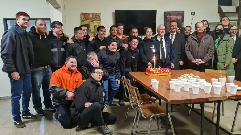 Bomberos Voluntarios de Río Cuarto celebran su día y analizan profesionalizar su labor 