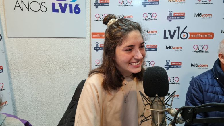 Flor Peruchín, participante de La Voz en La Mañana del Limón