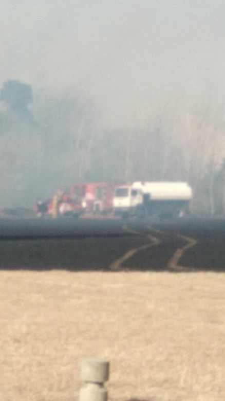 Sofocan incendio forestal a escasos metros de la planta transmisora de LV16