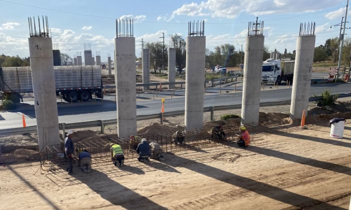 Autovía Río Cuarto-Holmberg: avanza entre los kilómetros 606 y 613 pero falta autorizar la obra que desvía la zona urbana