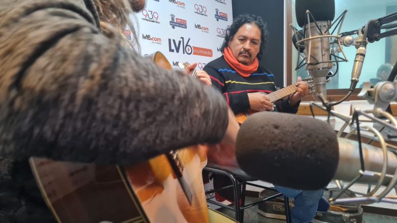 Acústico del viernes con los artistas Leandro Creado y Martín Sánchez