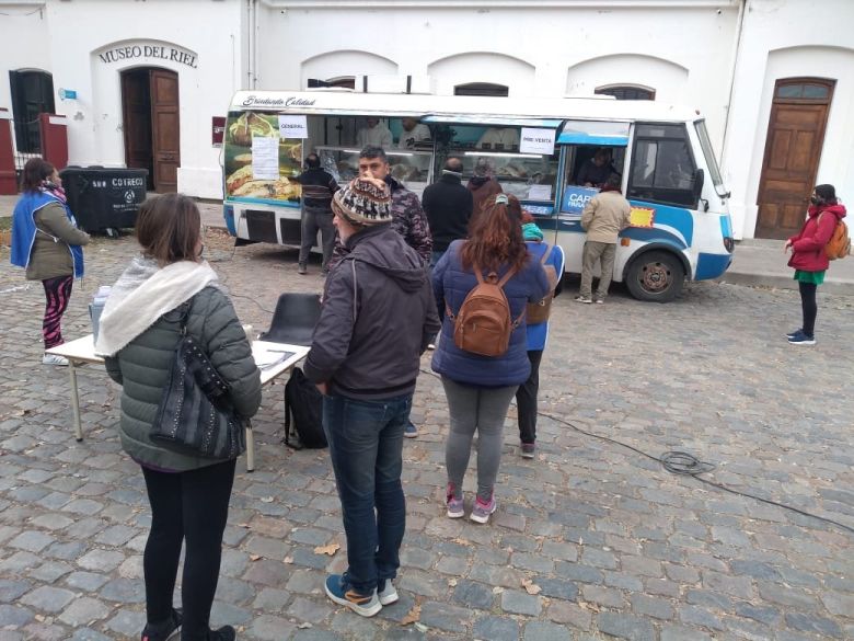 Dirigentes gremiales destacaron el trabajo en conjunto para la venta comunitaria de pescados a bajo costo