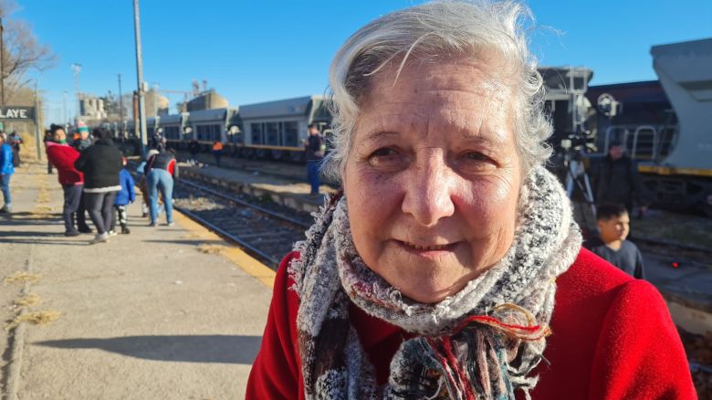 La vuelta del tren de pasajeros reaviva historias de vida