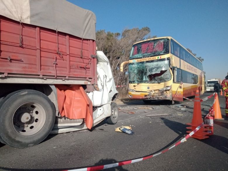 Grave accidente en la ruta 35: al menos un muerto en el siniestro