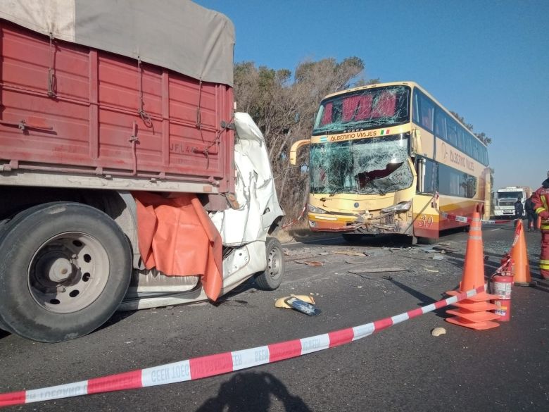 Grave accidente en la ruta 35: al menos un muerto en el siniestro