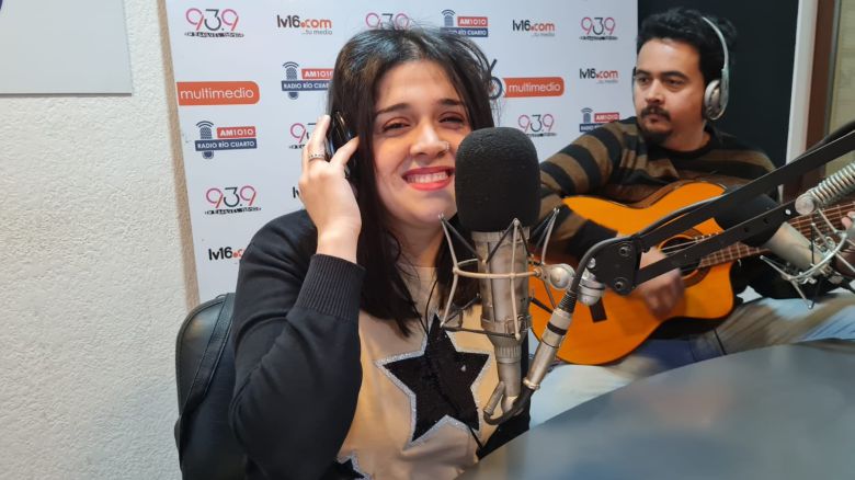 Lucila Romero en el acústico de La Mañana del Limón