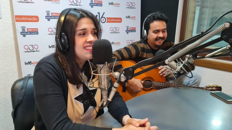 Lucila Romero en el acústico de La Mañana del Limón