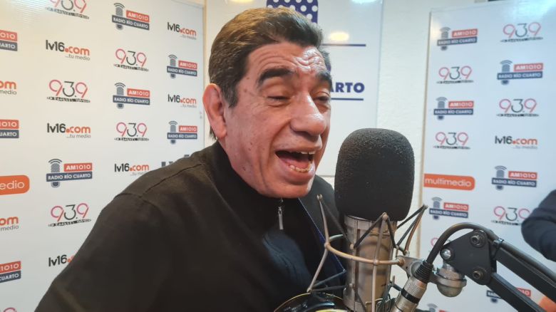 Ricardo Avaca en el acústico de los viernes