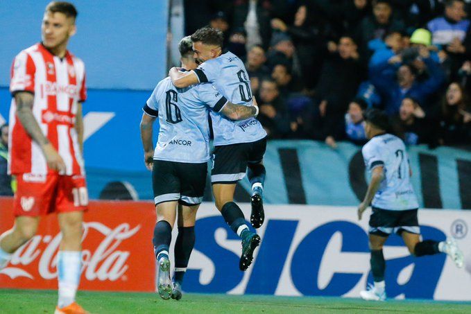 Belgrano se quedó con el clásico