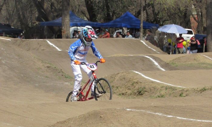 Los pilotos riocuartenses brillaron en el Provincial de BMX de Alta Gracia