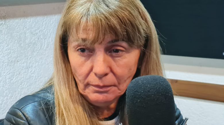 Después de 8 años de trámites, la legisladora Andrea Petrone es mamá