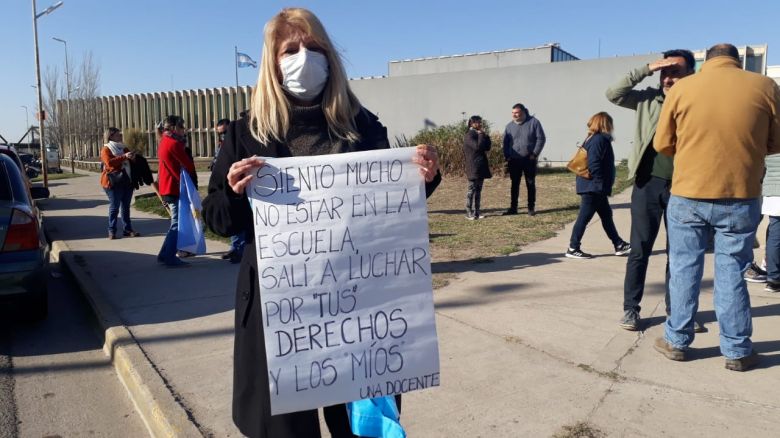 Alto acatamiento al paro de los docentes