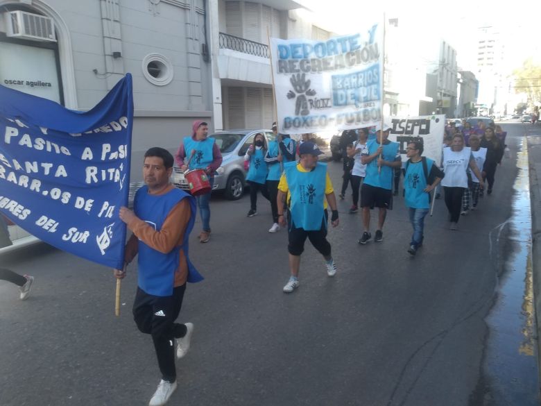 Libres del Sur se movilizan al ANSES en reclamo por la caída de planes sociales 