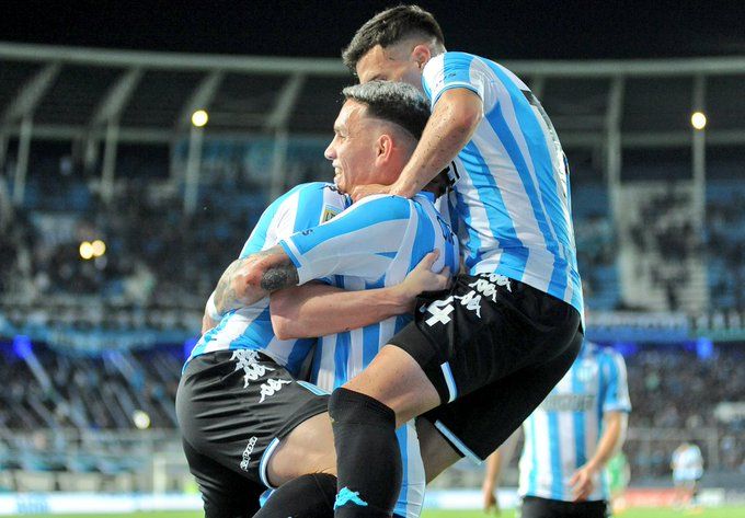 Racing ganó y se ilusona