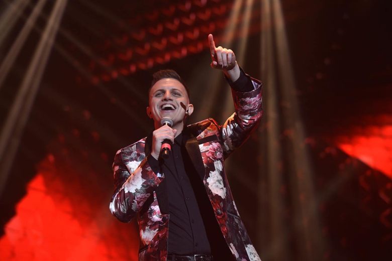 ¡Cuánto orgullo! Eze Pedraza será telonero de Ricardo Montaner