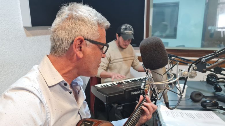 Miguel Bilinski y Diego Perera en el acústico de los viernes