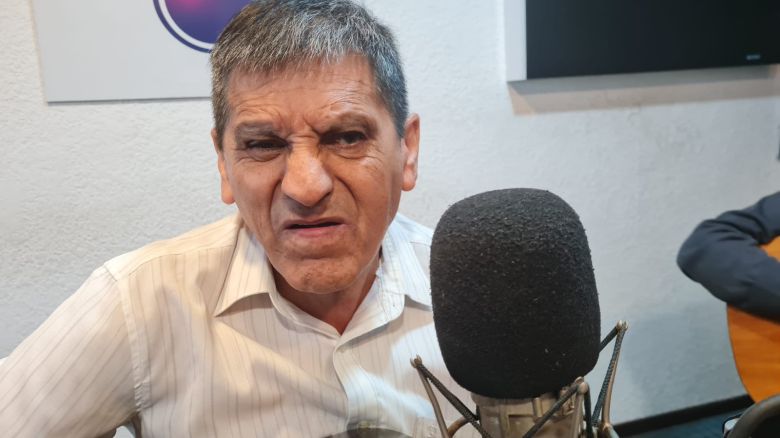 Vicente Salinas en el acústico del viernes en LMDL