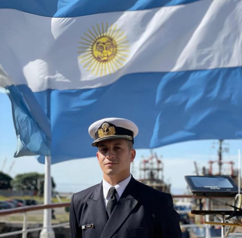 Otro riocuartense que dio la vuelta al mundo a bordo de la Fragata Libertad