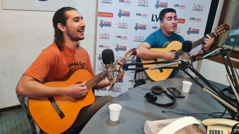 Sueño Jovial en el acústico de los viernes