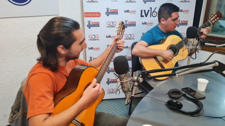 Sueño Jovial en el acústico de los viernes