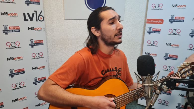 Sueño Jovial en el acústico de los viernes