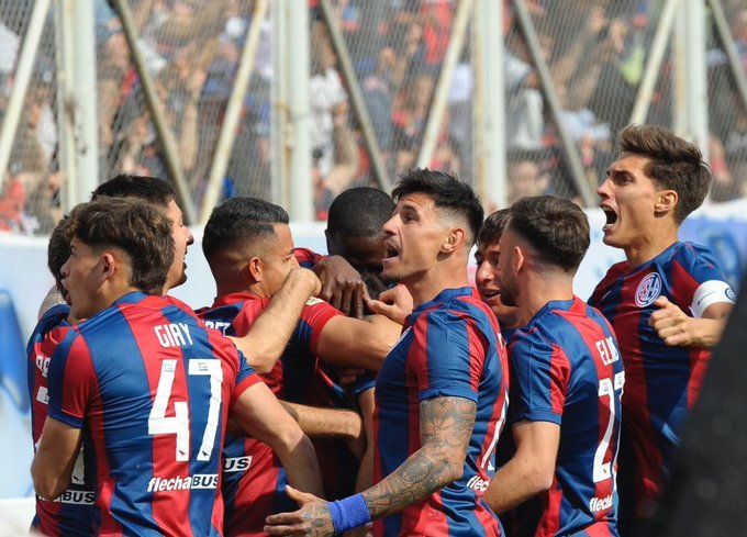 San Lorenzo se quedó con el clásico