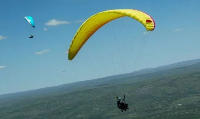 La Cumbre: falleció un hombre cuando volaba en parapente