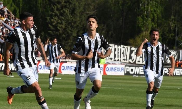 El Lobo mendocino a semifinales