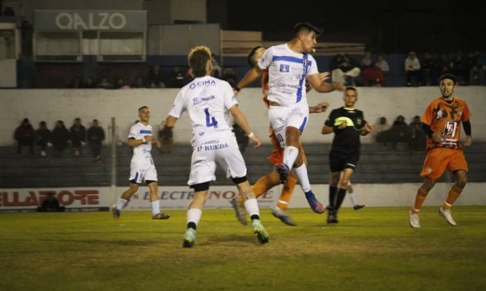 Atenas busca su segunda victoria