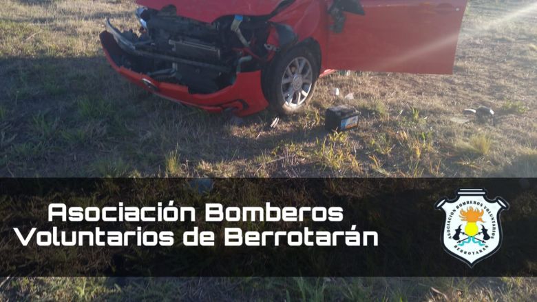 Volcó un auto sobre la autovía Gobernador Juan B. Bustos