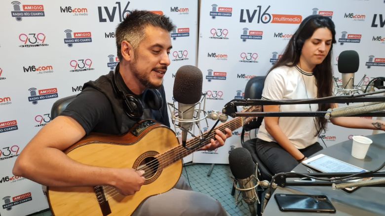 Vale Arias & Lucho Baldini en el acústico del viernes 